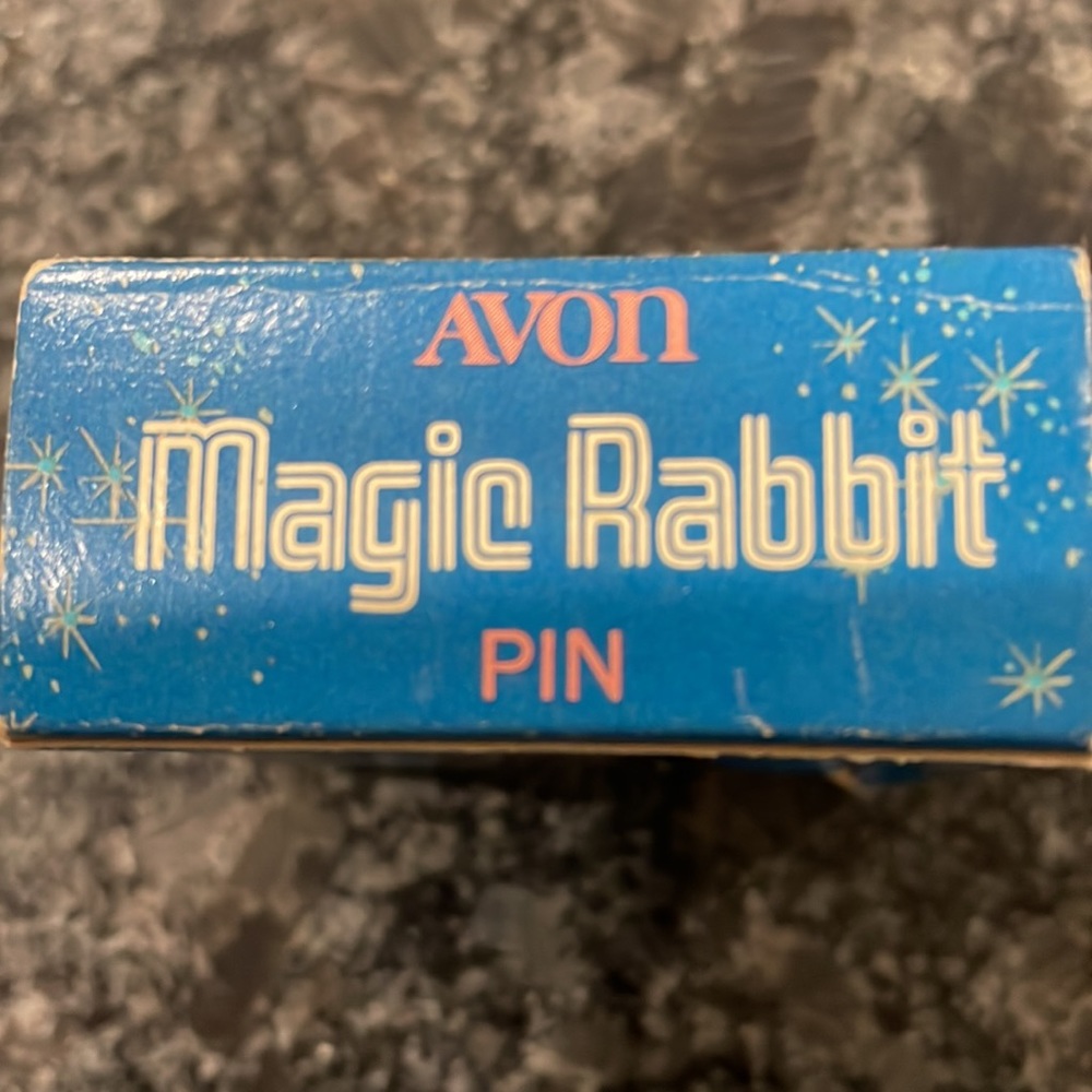 1975 Avon Magic Rabbit Pin - Picture 4 of 5